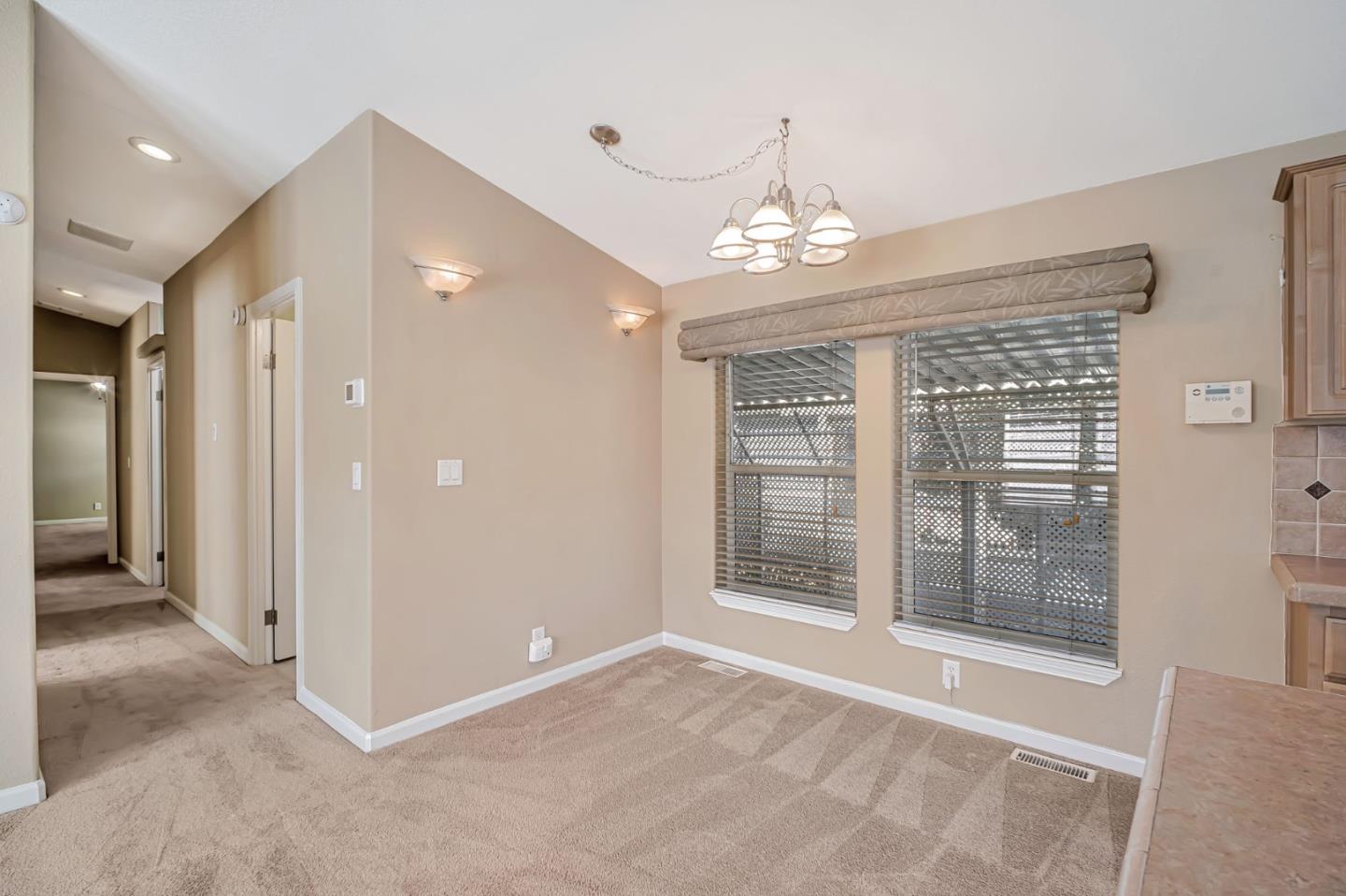 Detail Gallery Image 16 of 33 For 1283 Sussex Way #24,  Hayward,  CA 94544 - 3 Beds | 2 Baths