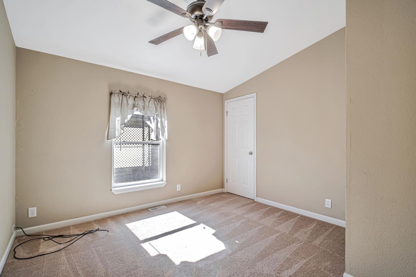Detail Gallery Image 19 of 33 For 1283 Sussex Way #24,  Hayward,  CA 94544 - 3 Beds | 2 Baths
