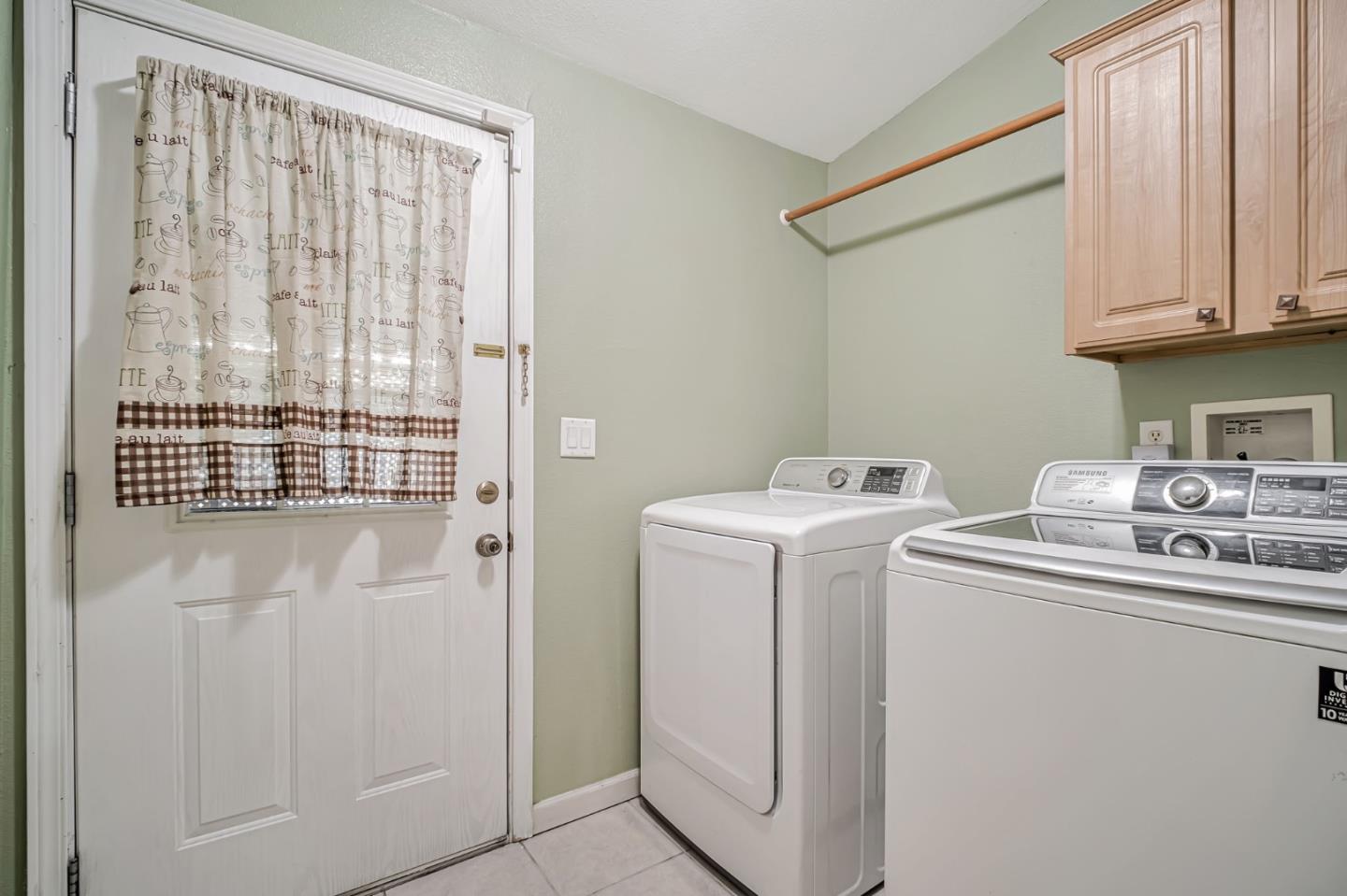 Detail Gallery Image 27 of 33 For 1283 Sussex Way #24,  Hayward,  CA 94544 - 3 Beds | 2 Baths