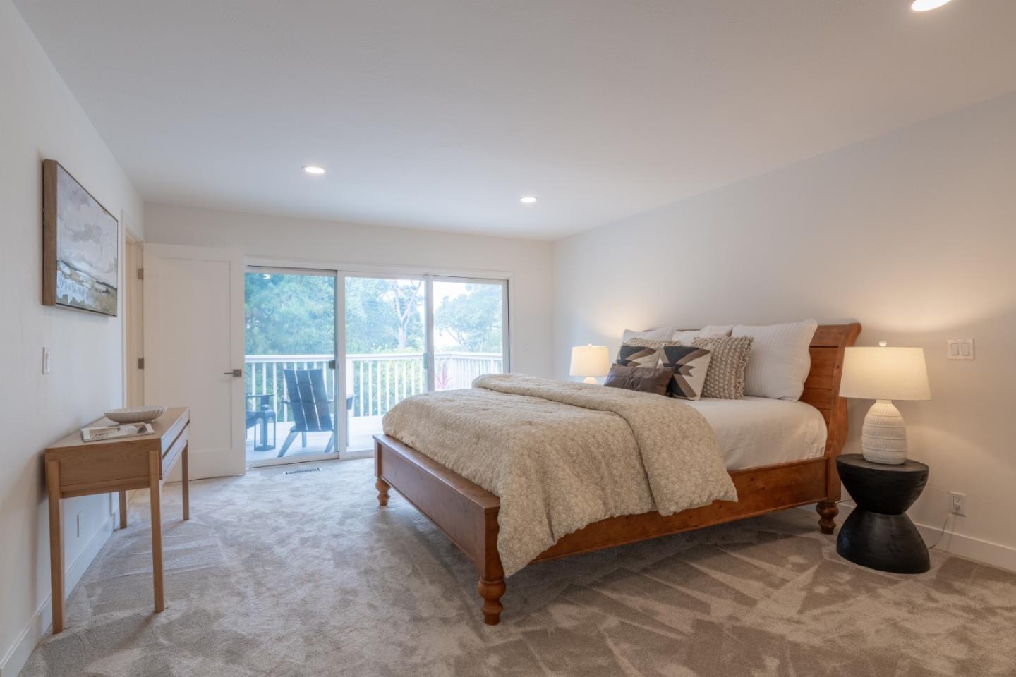 Detail Gallery Image 23 of 40 For 15 Alta Mesa Cir, Monterey,  CA 93940 - 4 Beds | 3 Baths