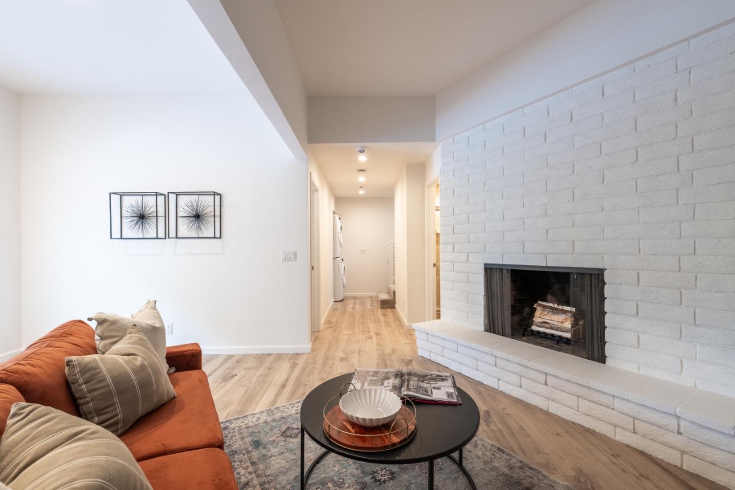 Detail Gallery Image 28 of 40 For 15 Alta Mesa Cir, Monterey,  CA 93940 - 4 Beds | 3 Baths