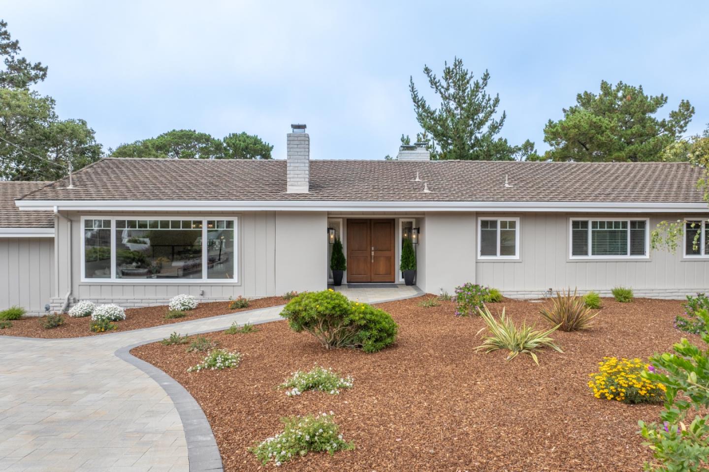 Detail Gallery Image 3 of 40 For 15 Alta Mesa Cir, Monterey,  CA 93940 - 4 Beds | 3 Baths