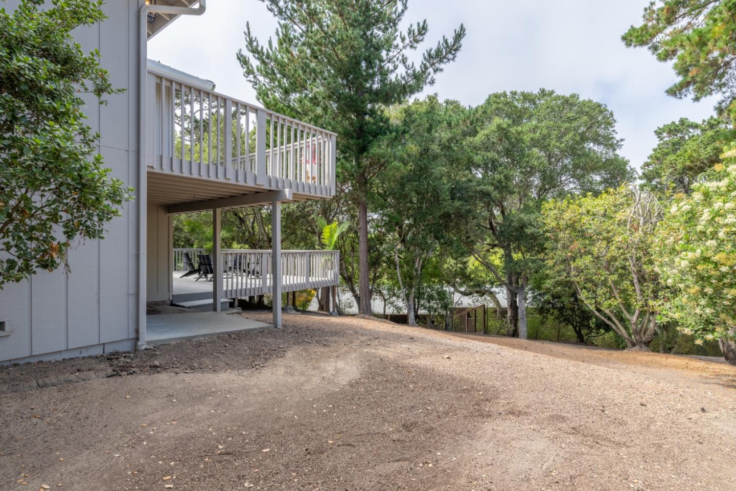 Detail Gallery Image 36 of 40 For 15 Alta Mesa Cir, Monterey,  CA 93940 - 4 Beds | 3 Baths