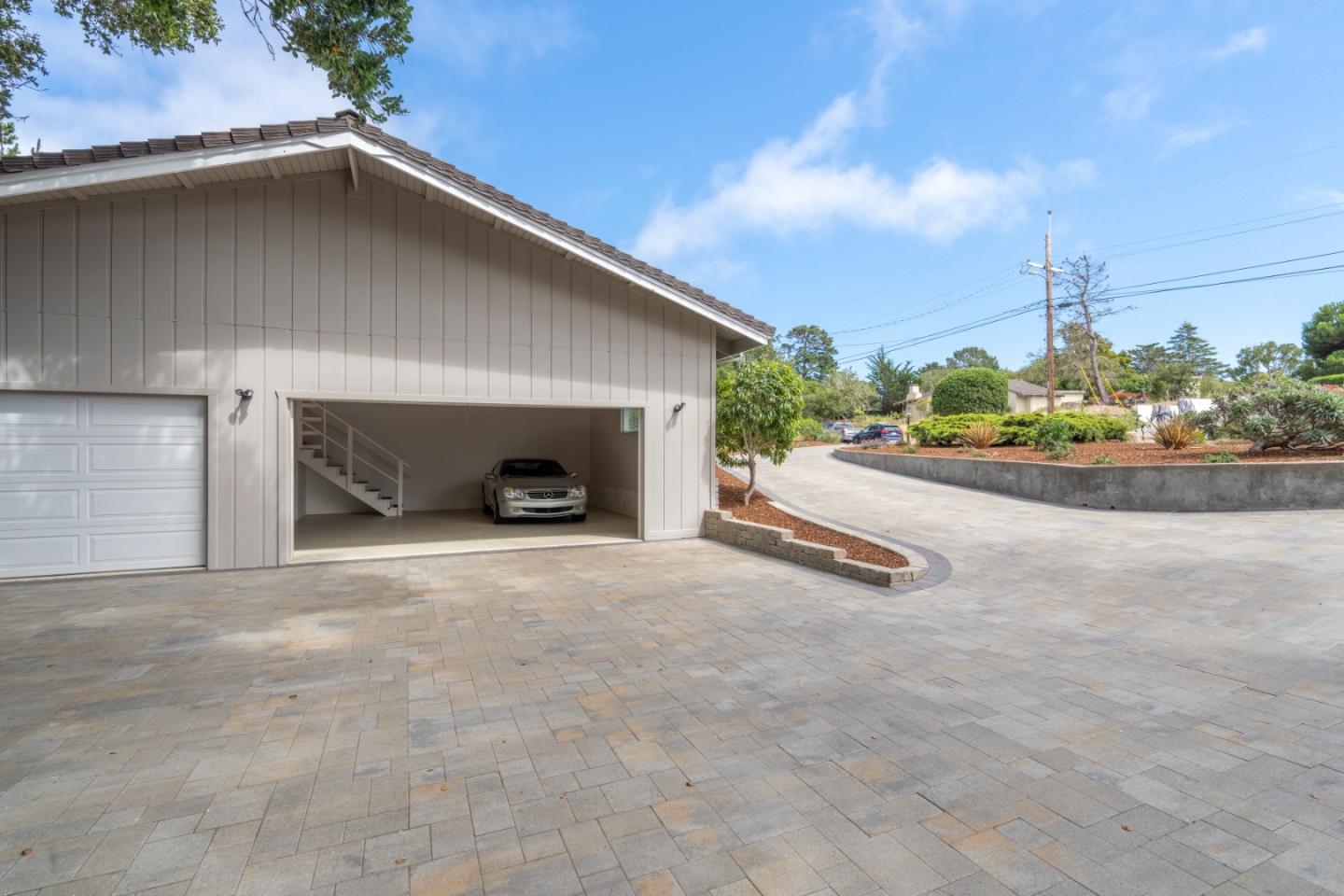Detail Gallery Image 38 of 40 For 15 Alta Mesa Cir, Monterey,  CA 93940 - 4 Beds | 3 Baths