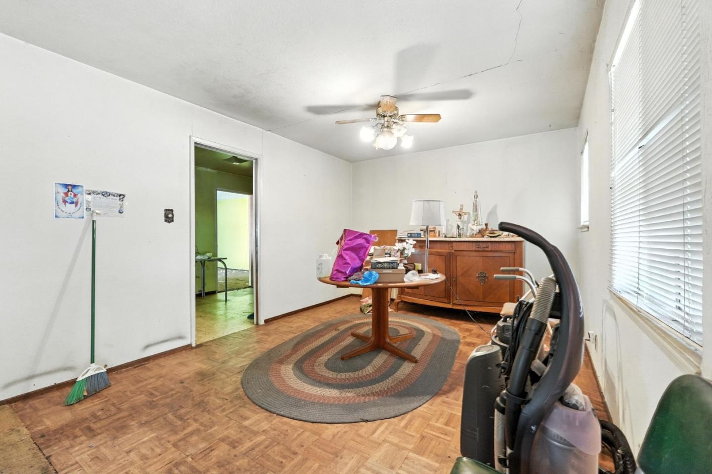Detail Gallery Image 6 of 34 For 2992 Humbolt Ave, Santa Clara,  CA 95051 - 3 Beds | 1 Baths