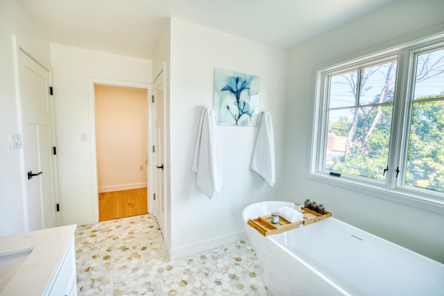 Detail Gallery Image 50 of 76 For 952 6th Ave, Redwood City,  CA 94063 - 5 Beds | 5 Baths