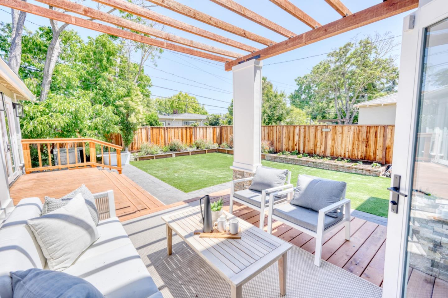 Detail Gallery Image 59 of 76 For 952 6th Ave, Redwood City,  CA 94063 - 5 Beds | 5 Baths