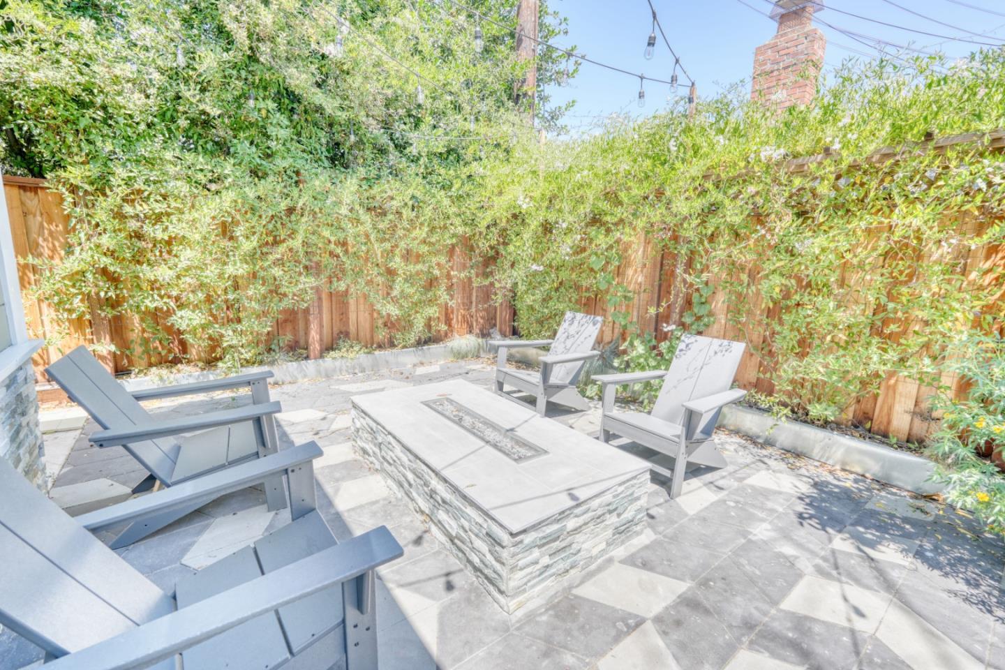 Detail Gallery Image 74 of 76 For 952 6th Ave, Redwood City,  CA 94063 - 5 Beds | 5 Baths