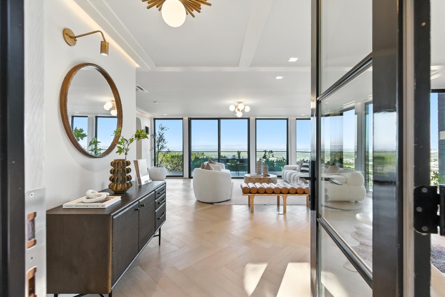 Detail Gallery Image 2 of 52 For 490 Shelford Ave, San Carlos,  CA 94070 - 4 Beds | 3/1 Baths