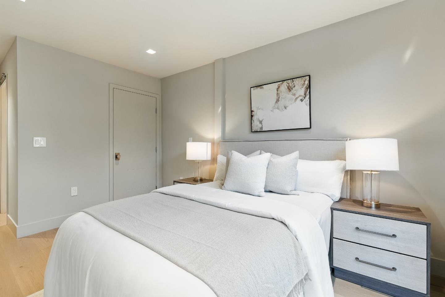 Detail Gallery Image 33 of 52 For 490 Shelford Ave, San Carlos,  CA 94070 - 4 Beds | 3/1 Baths