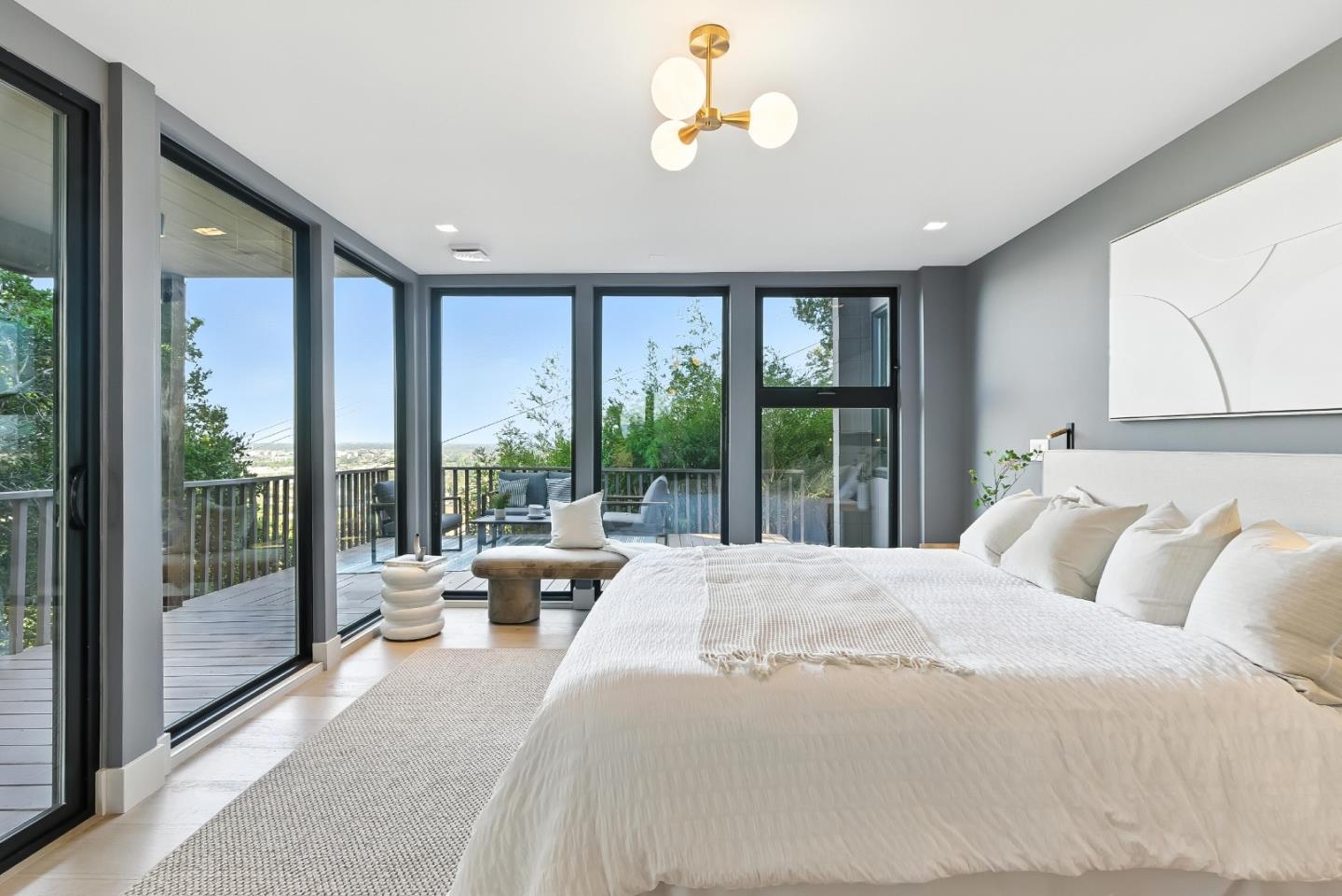 Detail Gallery Image 41 of 52 For 490 Shelford Ave, San Carlos,  CA 94070 - 4 Beds | 3/1 Baths