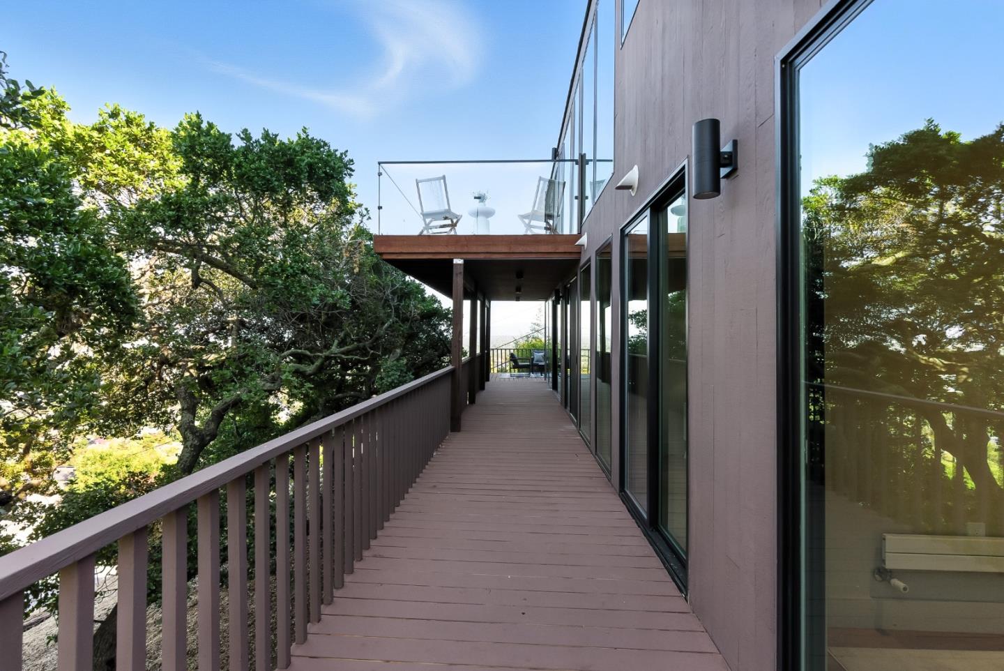 Detail Gallery Image 47 of 52 For 490 Shelford Ave, San Carlos,  CA 94070 - 4 Beds | 3/1 Baths