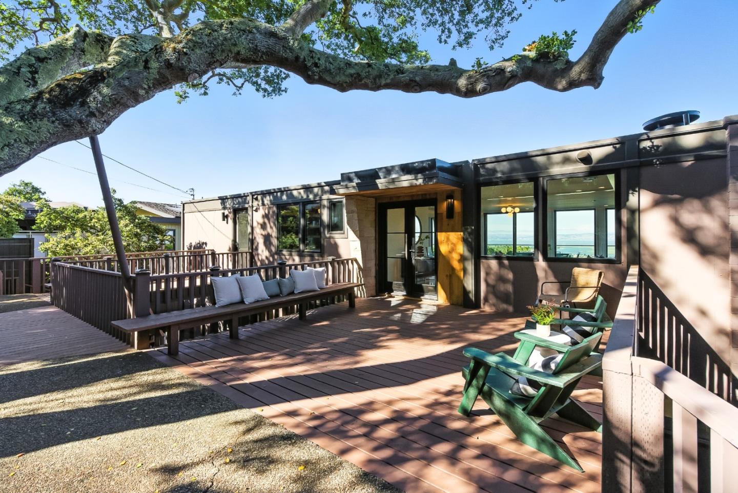 Detail Gallery Image 6 of 52 For 490 Shelford Ave, San Carlos,  CA 94070 - 4 Beds | 3/1 Baths