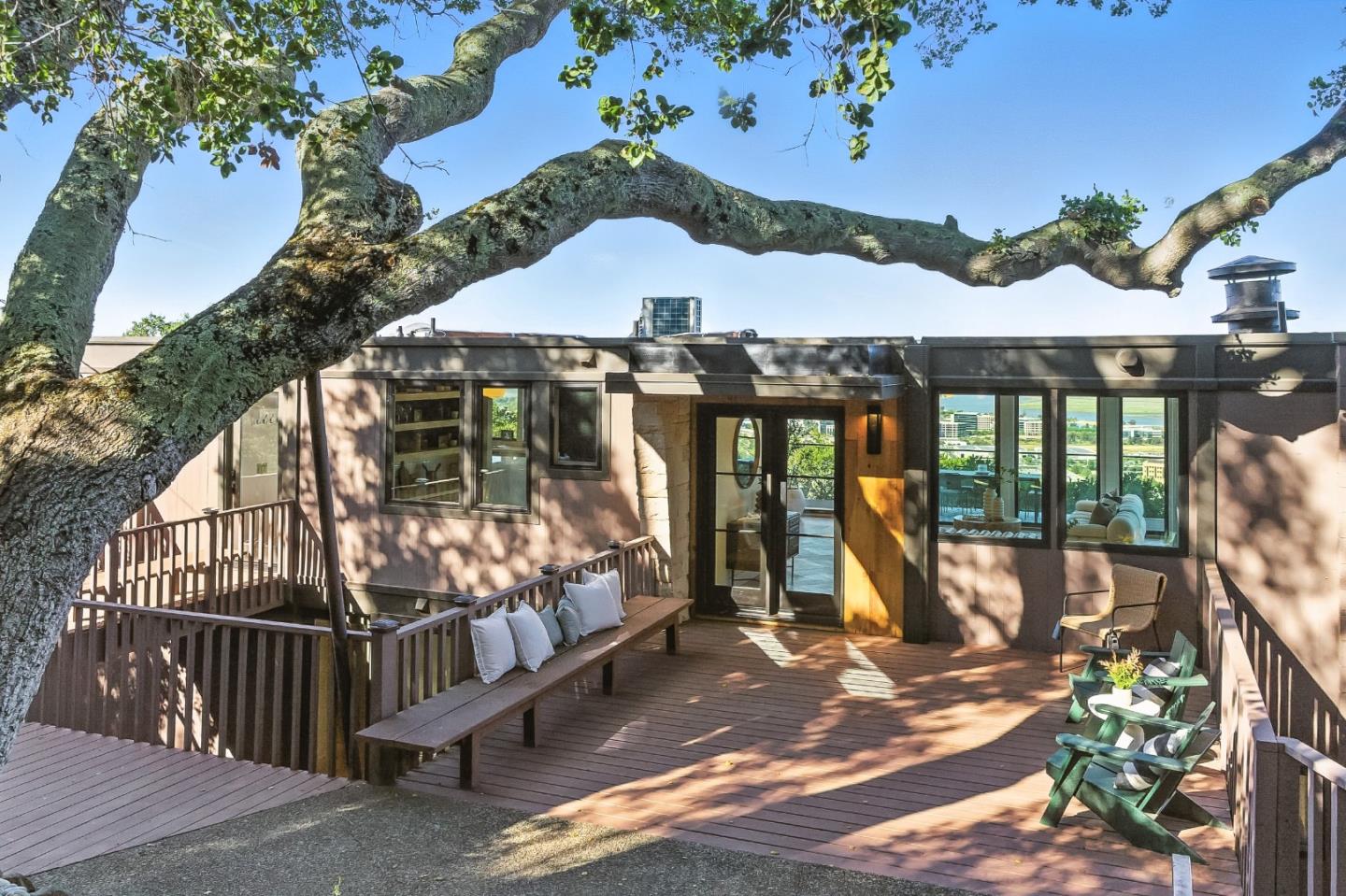 Detail Gallery Image 9 of 52 For 490 Shelford Ave, San Carlos,  CA 94070 - 4 Beds | 3/1 Baths