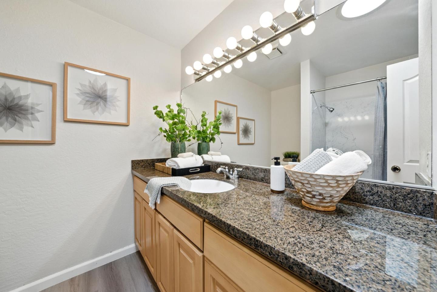 Detail Gallery Image 38 of 84 For 5529 Feather Ct, Castro Valley,  CA 94552 - 4 Beds | 2/1 Baths