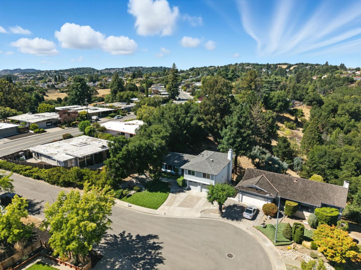 Detail Gallery Image 69 of 84 For 5529 Feather Ct, Castro Valley,  CA 94552 - 4 Beds | 2/1 Baths