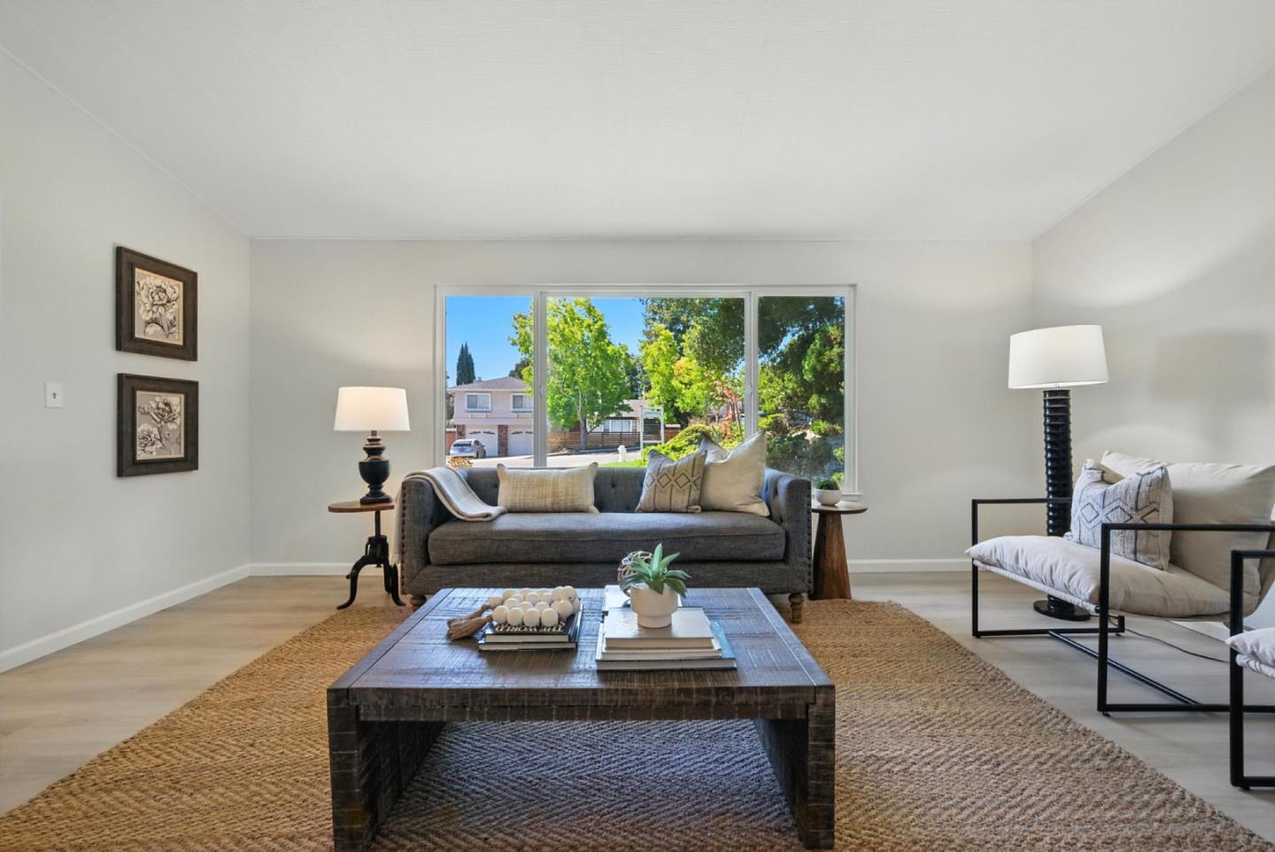 Detail Gallery Image 9 of 84 For 5529 Feather Ct, Castro Valley,  CA 94552 - 4 Beds | 2/1 Baths