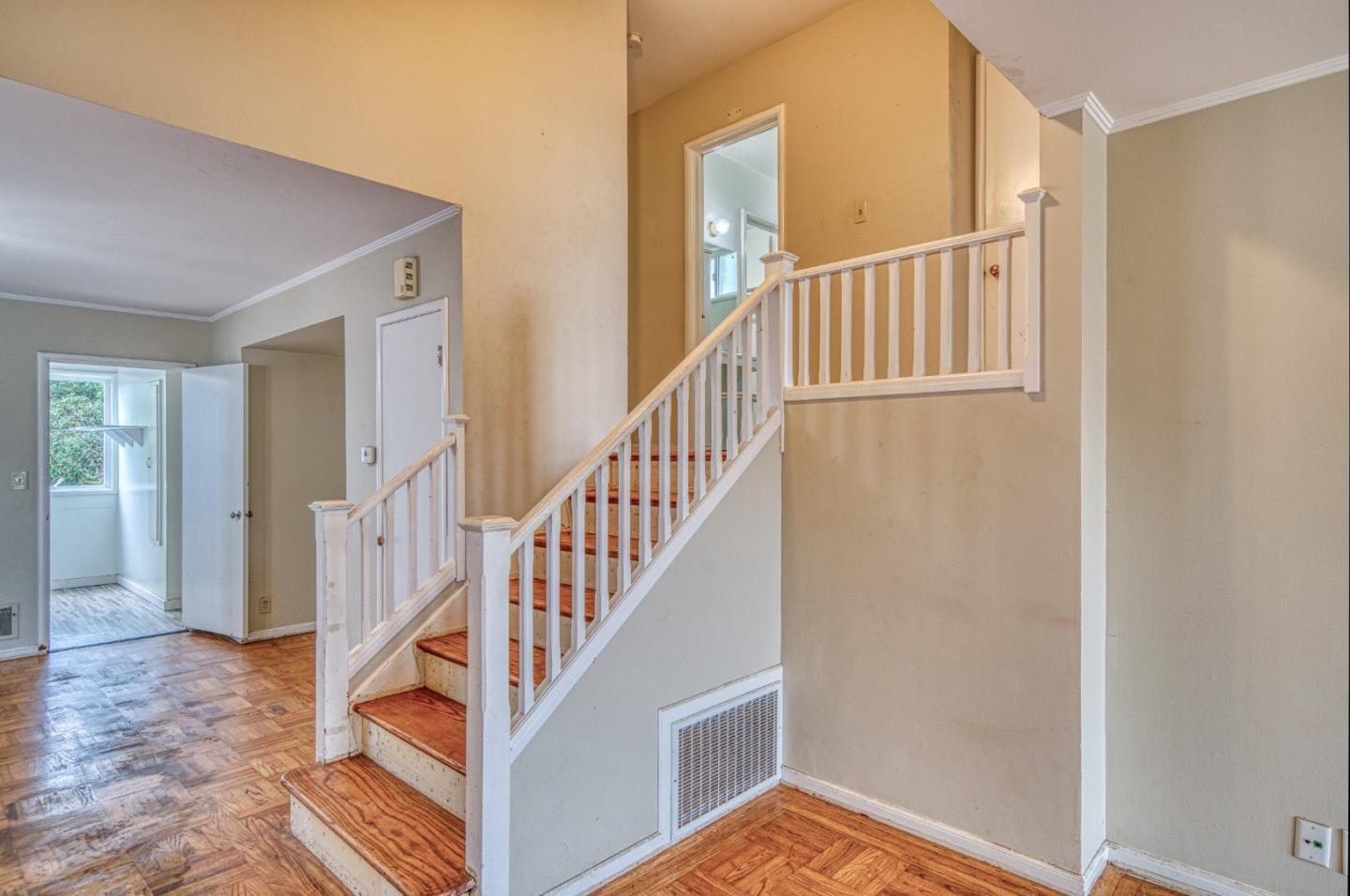 Detail Gallery Image 13 of 32 For 396 Northgate Ave, Daly City,  CA 94015 - 2 Beds | 1 Baths
