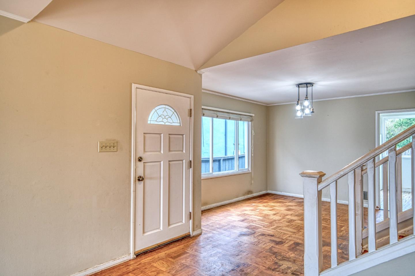 Detail Gallery Image 14 of 32 For 396 Northgate Ave, Daly City,  CA 94015 - 2 Beds | 1 Baths