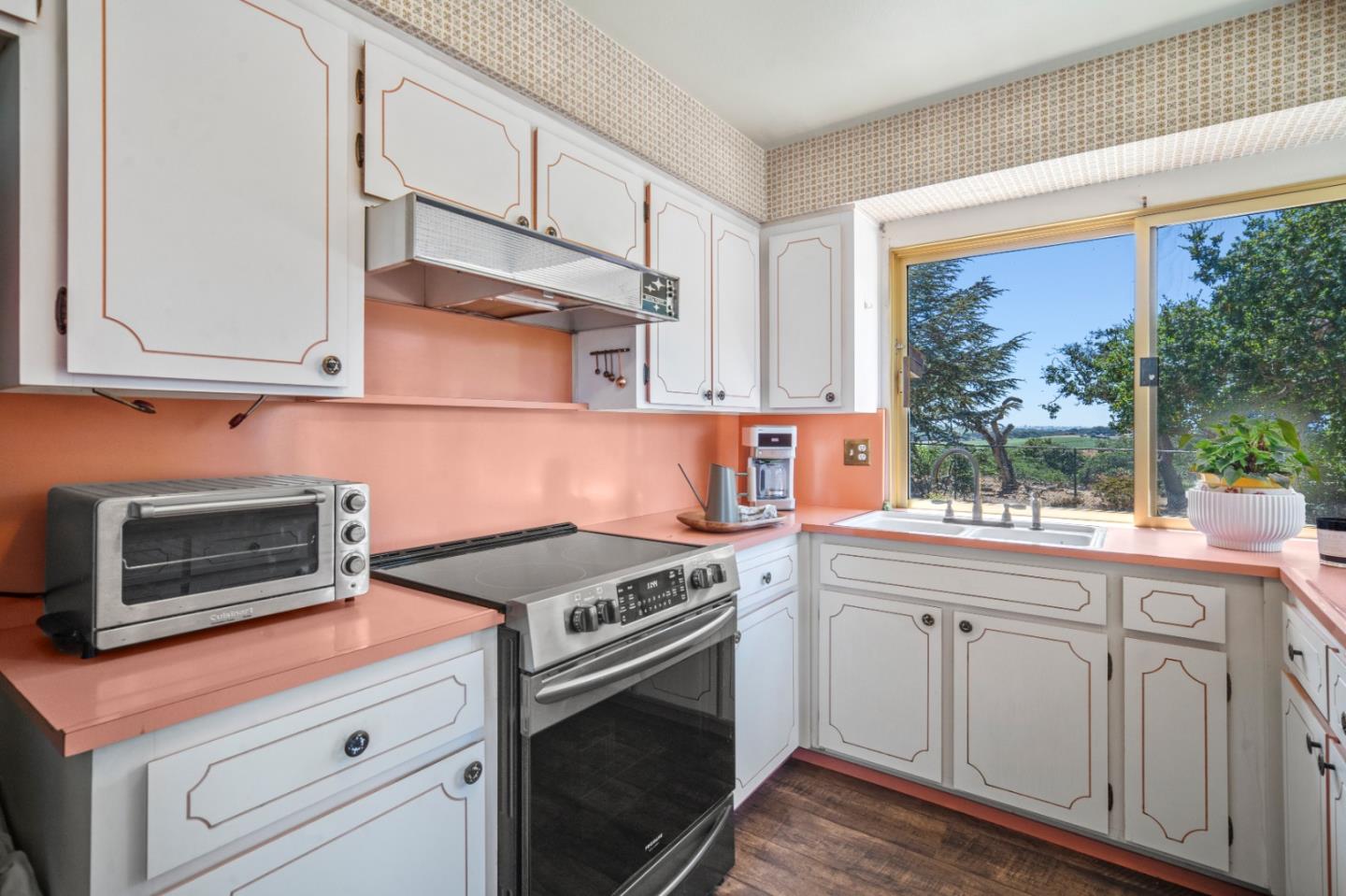 Detail Gallery Image 18 of 34 For 9495 S Century Oak Rd, Salinas,  CA 93907 - 3 Beds | 2 Baths