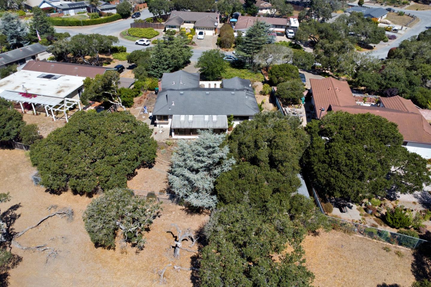 Detail Gallery Image 31 of 34 For 9495 S Century Oak Rd, Salinas,  CA 93907 - 3 Beds | 2 Baths