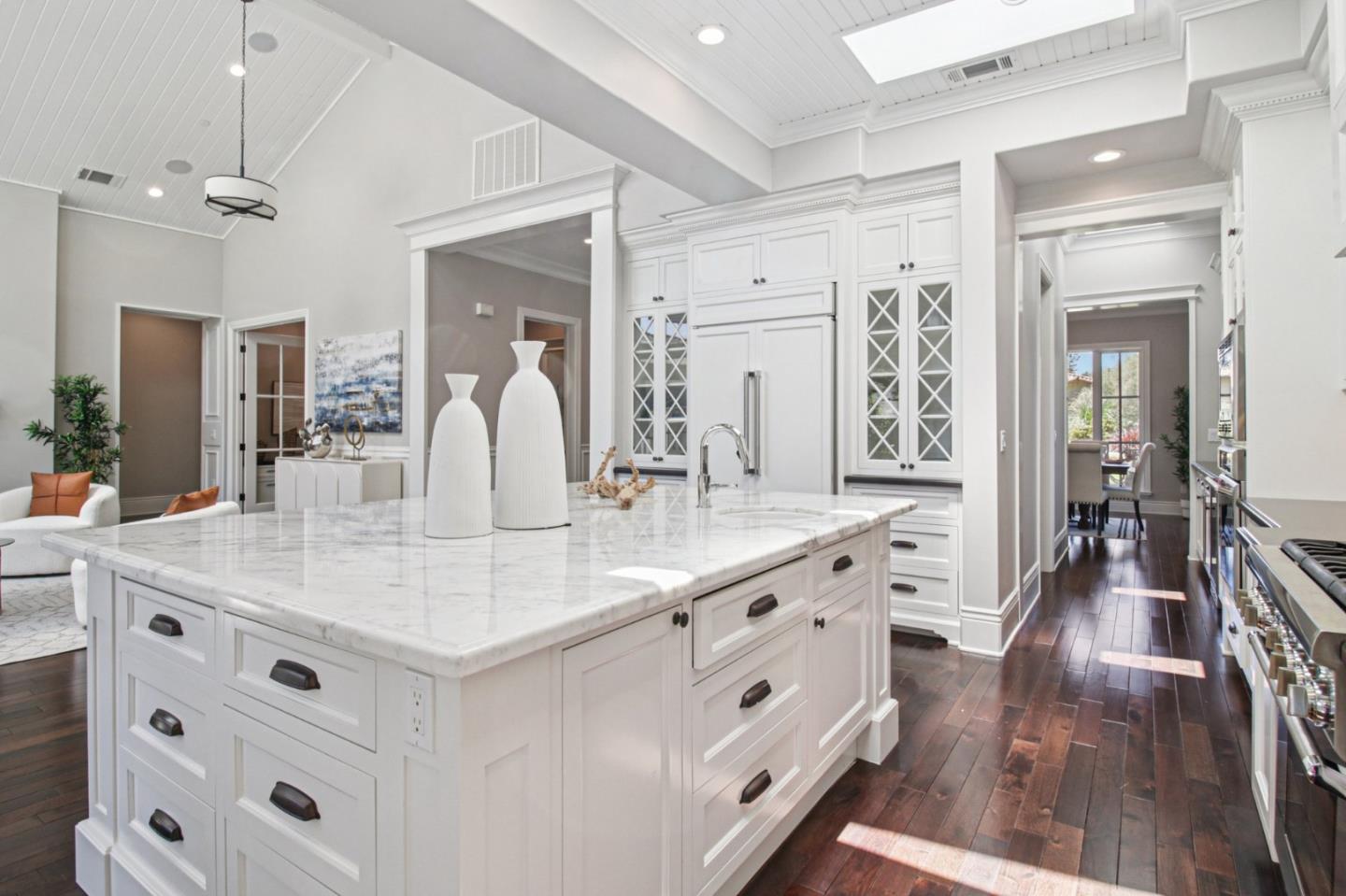Detail Gallery Image 15 of 81 For 667 Jay St, Los Altos,  CA 94022 - 6 Beds | 5/1 Baths