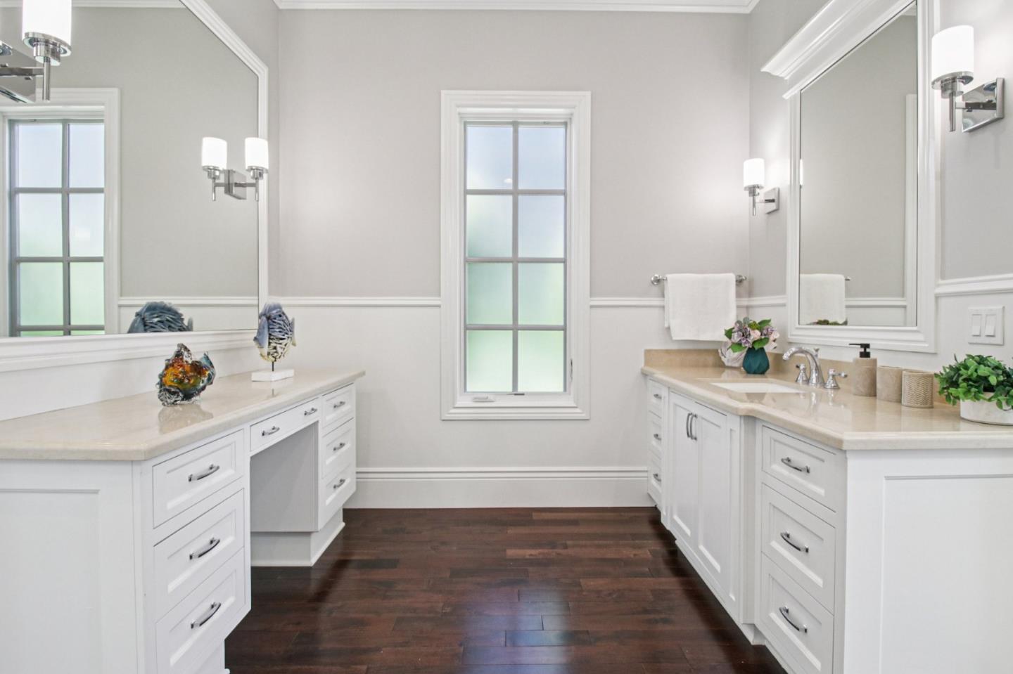 Detail Gallery Image 31 of 81 For 667 Jay St, Los Altos,  CA 94022 - 6 Beds | 5/1 Baths