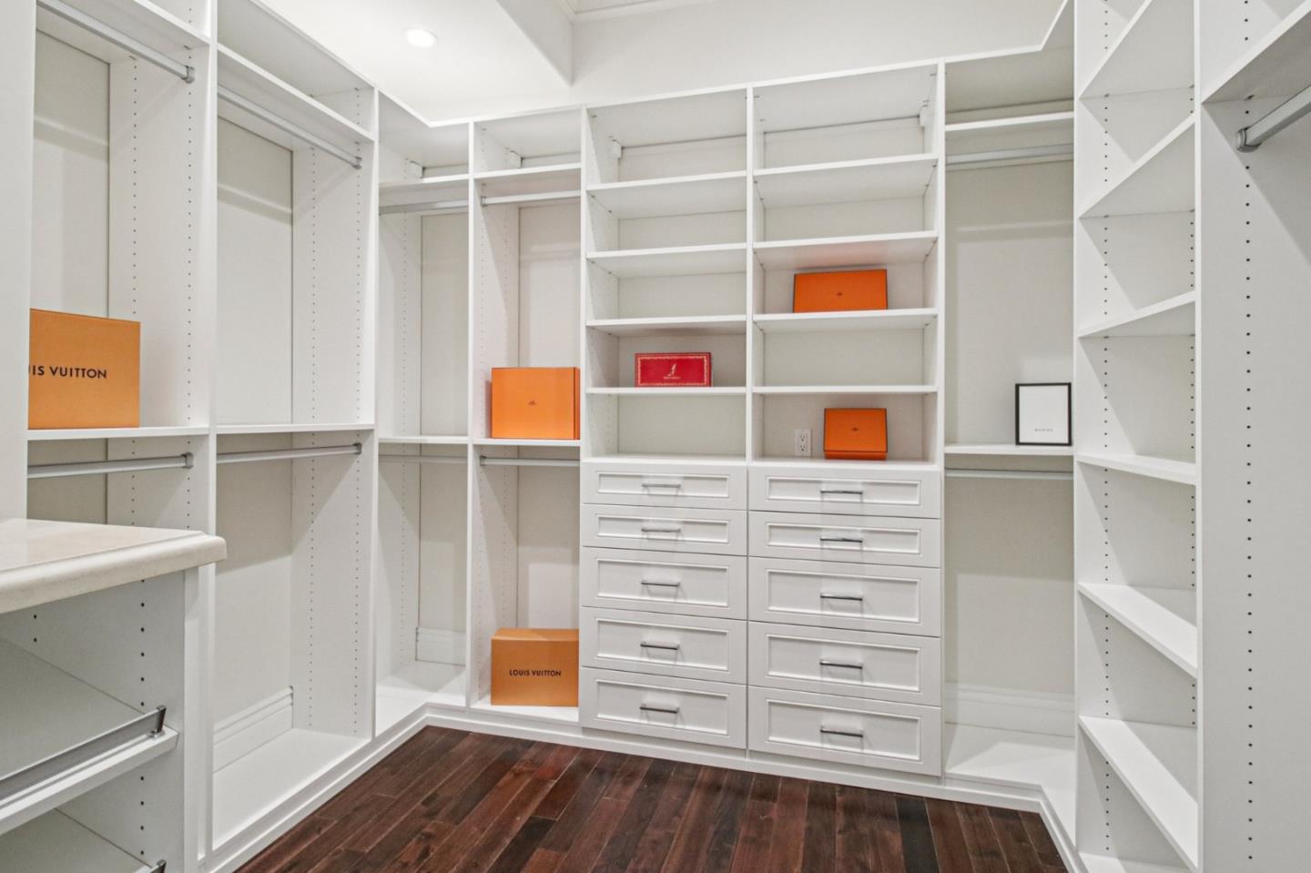 Detail Gallery Image 33 of 81 For 667 Jay St, Los Altos,  CA 94022 - 6 Beds | 5/1 Baths