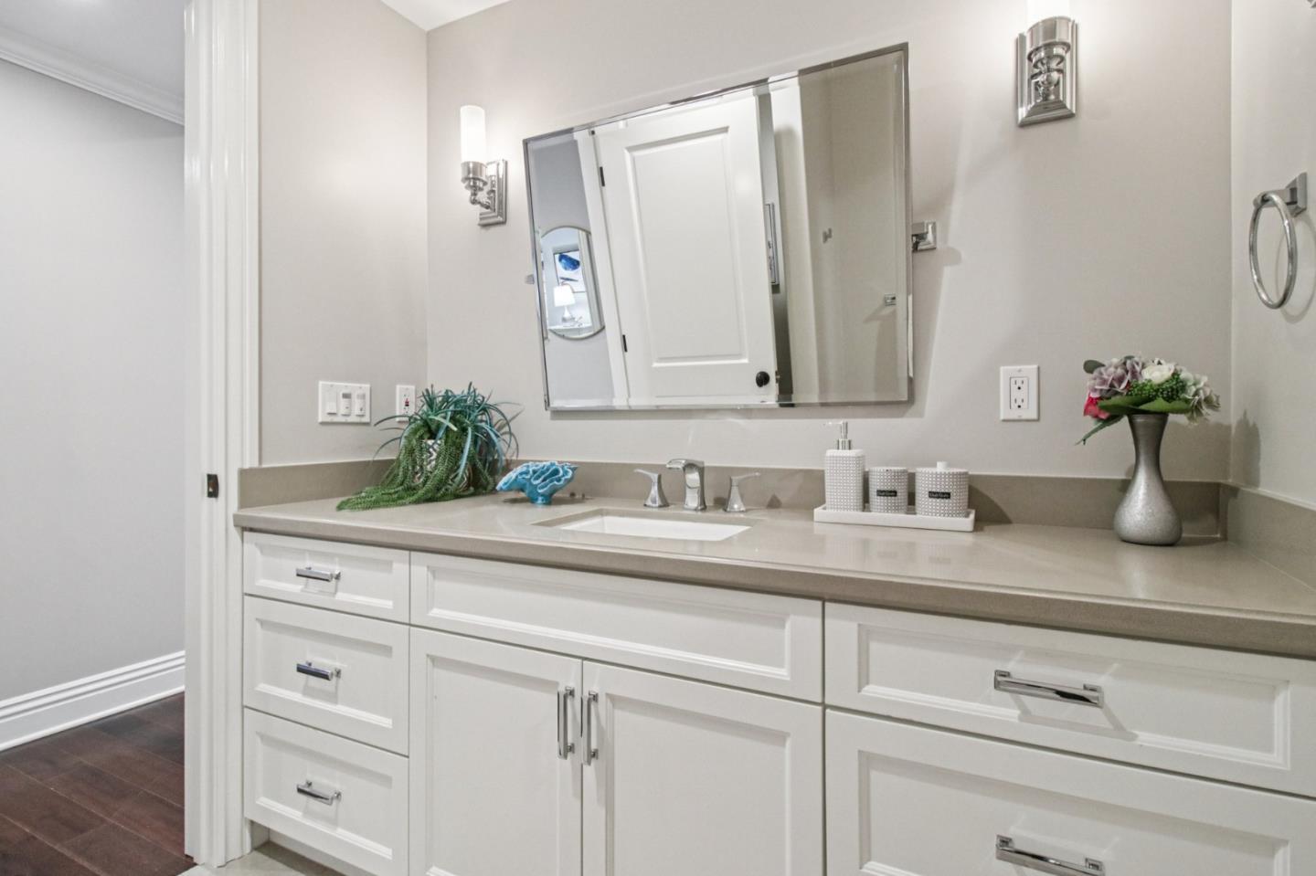 Detail Gallery Image 47 of 81 For 667 Jay St, Los Altos,  CA 94022 - 6 Beds | 5/1 Baths