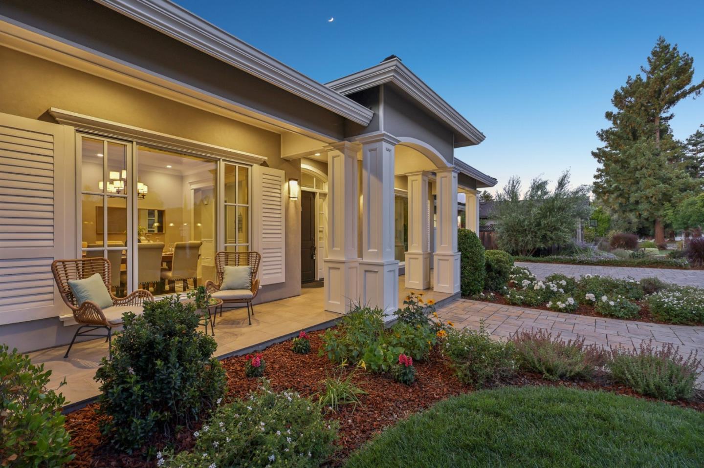 Detail Gallery Image 5 of 81 For 667 Jay St, Los Altos,  CA 94022 - 6 Beds | 5/1 Baths