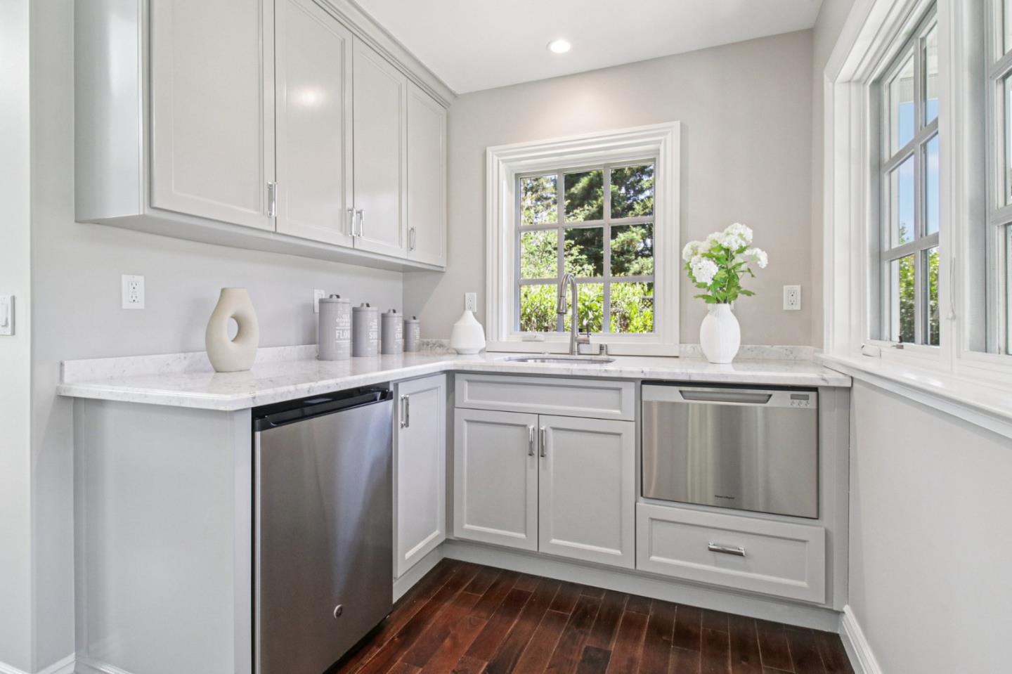 Detail Gallery Image 62 of 81 For 667 Jay St, Los Altos,  CA 94022 - 6 Beds | 5/1 Baths