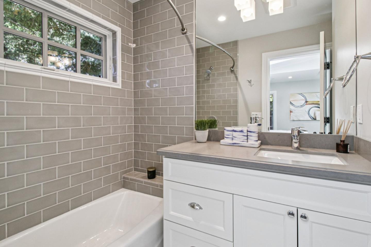 Detail Gallery Image 66 of 81 For 667 Jay St, Los Altos,  CA 94022 - 6 Beds | 5/1 Baths