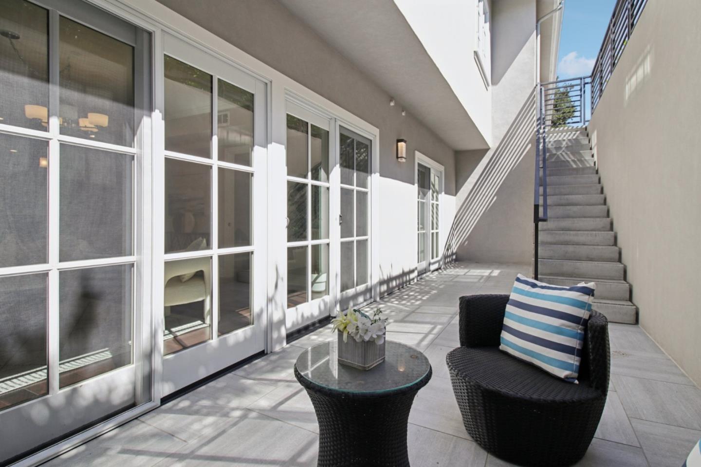 Detail Gallery Image 68 of 81 For 667 Jay St, Los Altos,  CA 94022 - 6 Beds | 5/1 Baths