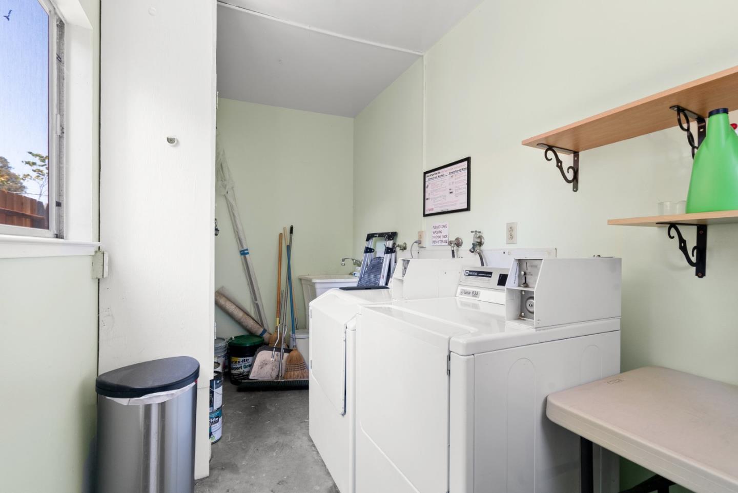 Detail Gallery Image 15 of 21 For 1450 Merrill St, Santa Cruz,  CA 95062 - – Beds | – Baths
