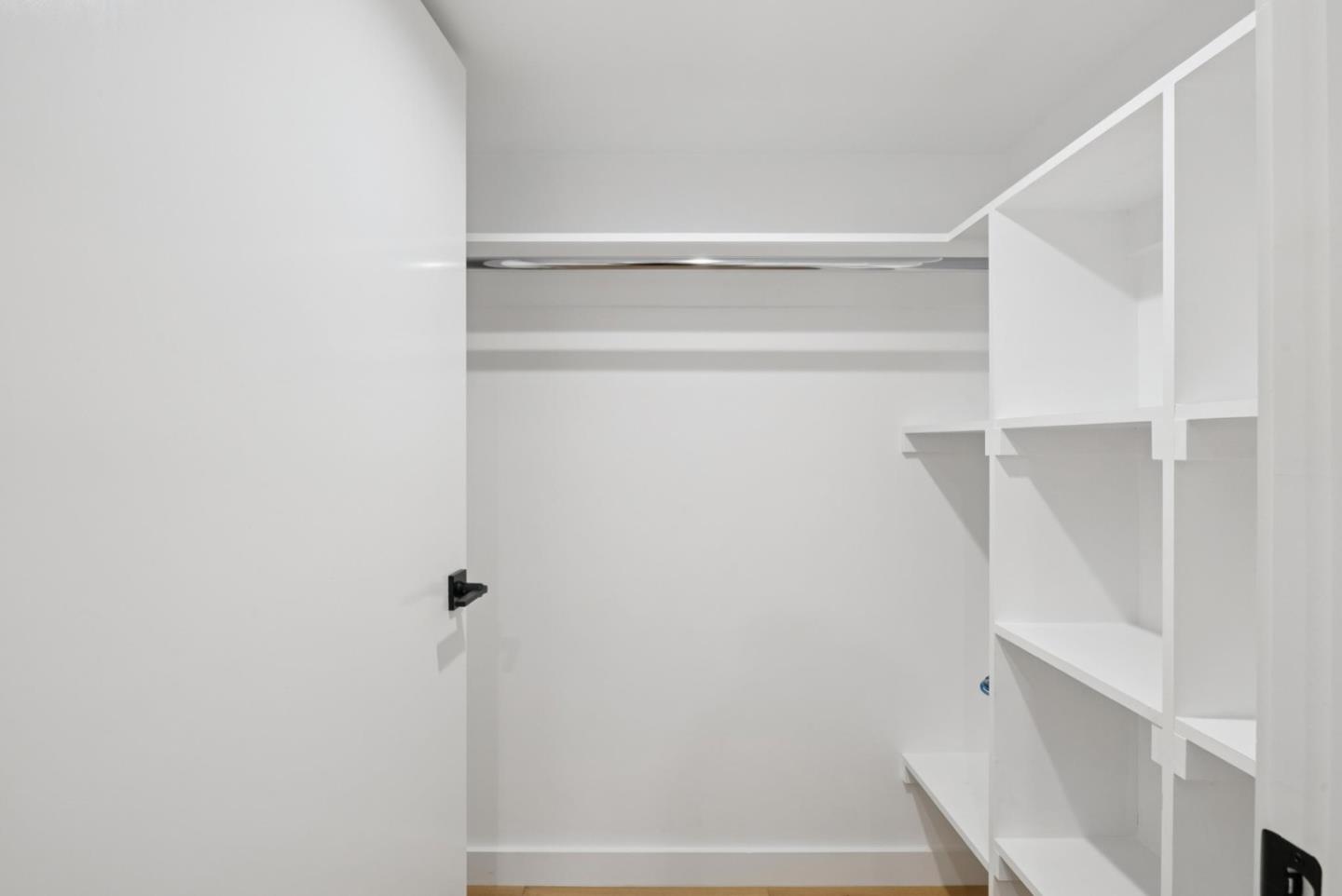 Detail Gallery Image 30 of 47 For 1433 Floribunda Ave #1,  Burlingame,  CA 94010 - 2 Beds | 2 Baths