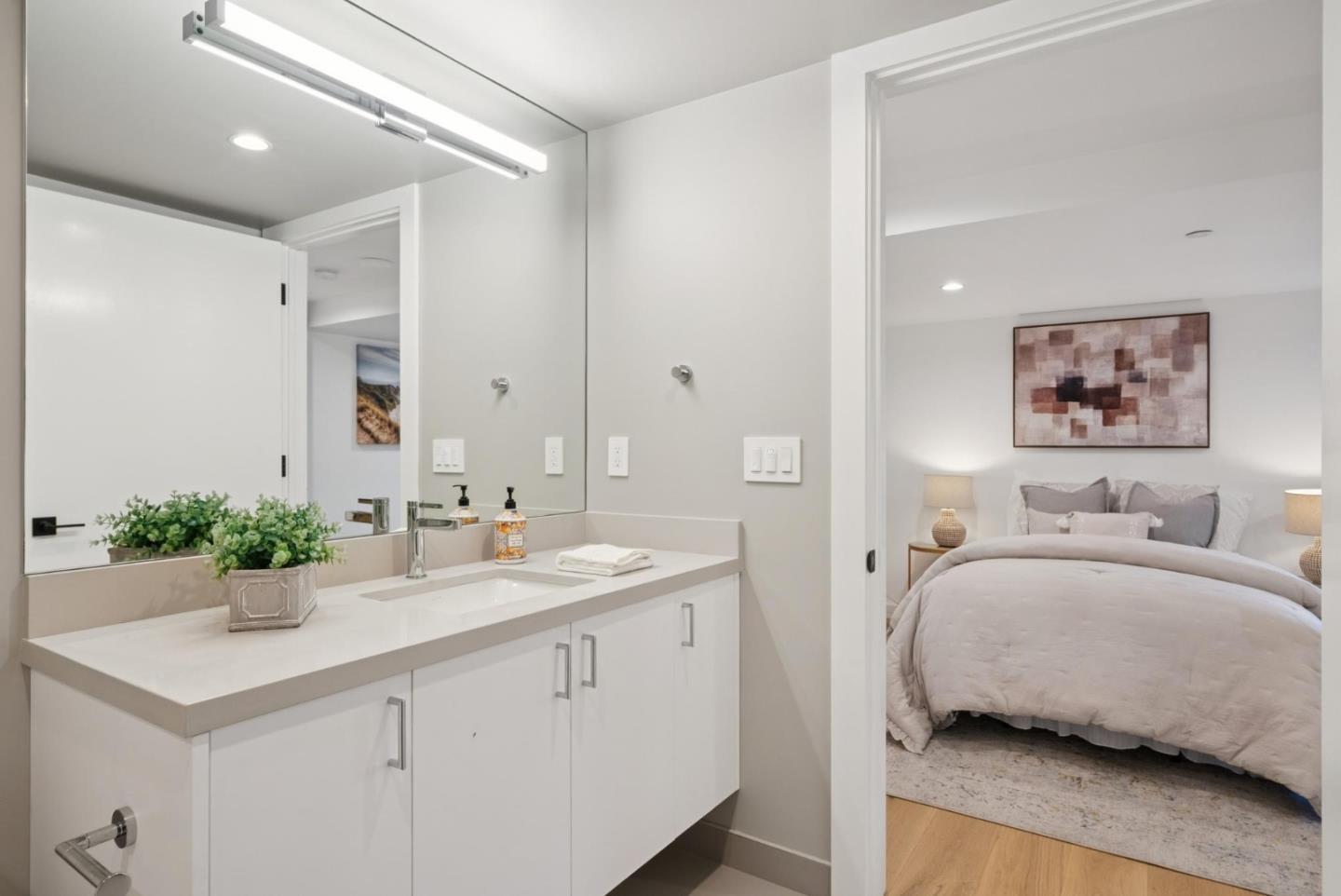 Detail Gallery Image 32 of 47 For 1433 Floribunda Ave #1,  Burlingame,  CA 94010 - 2 Beds | 2 Baths