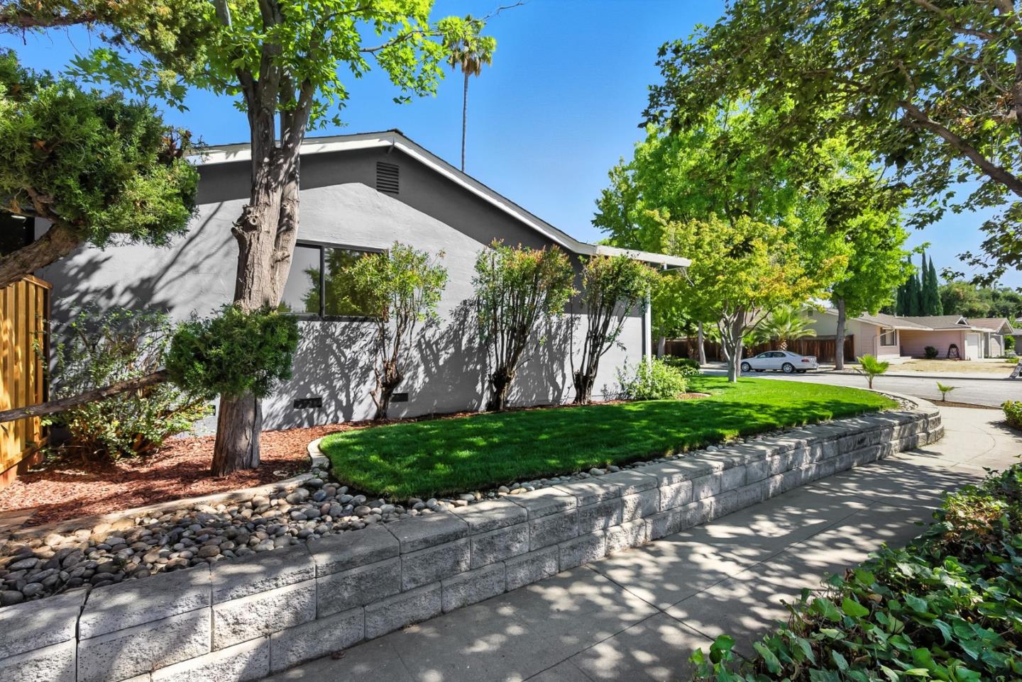 Detail Gallery Image 3 of 52 For 4189 Glenmont Dr, San Jose,  CA 95136 - 4 Beds | 3 Baths
