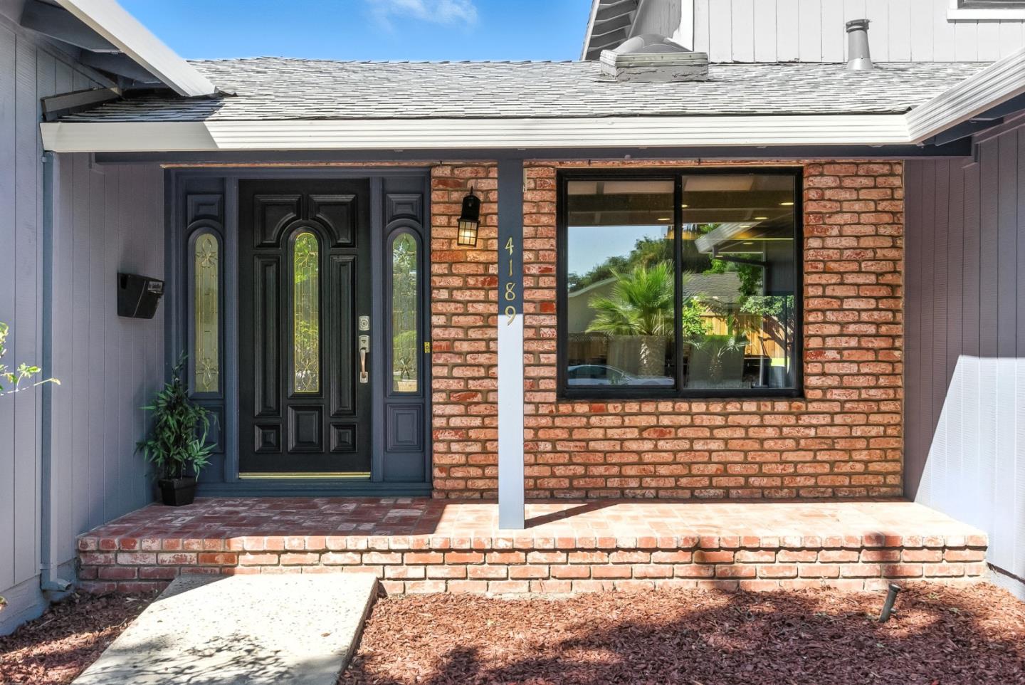 Detail Gallery Image 5 of 52 For 4189 Glenmont Dr, San Jose,  CA 95136 - 4 Beds | 3 Baths