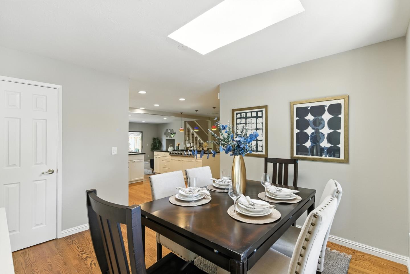 Detail Gallery Image 8 of 52 For 4189 Glenmont Dr, San Jose,  CA 95136 - 4 Beds | 3 Baths