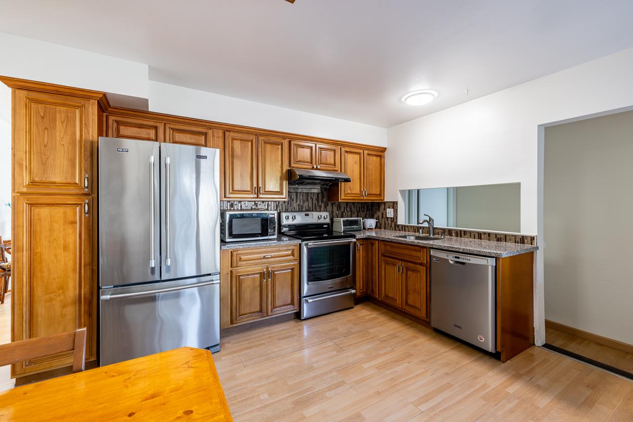 Detail Gallery Image 12 of 23 For 1968 Nutmeg Ct, San Jose,  CA 95131 - 4 Beds | 1 Baths