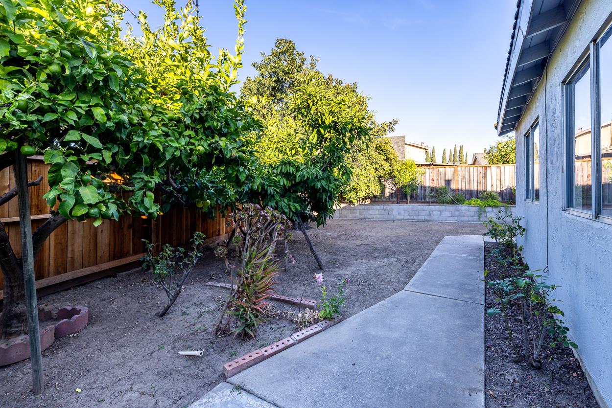 Detail Gallery Image 17 of 23 For 1968 Nutmeg Ct, San Jose,  CA 95131 - 4 Beds | 1 Baths