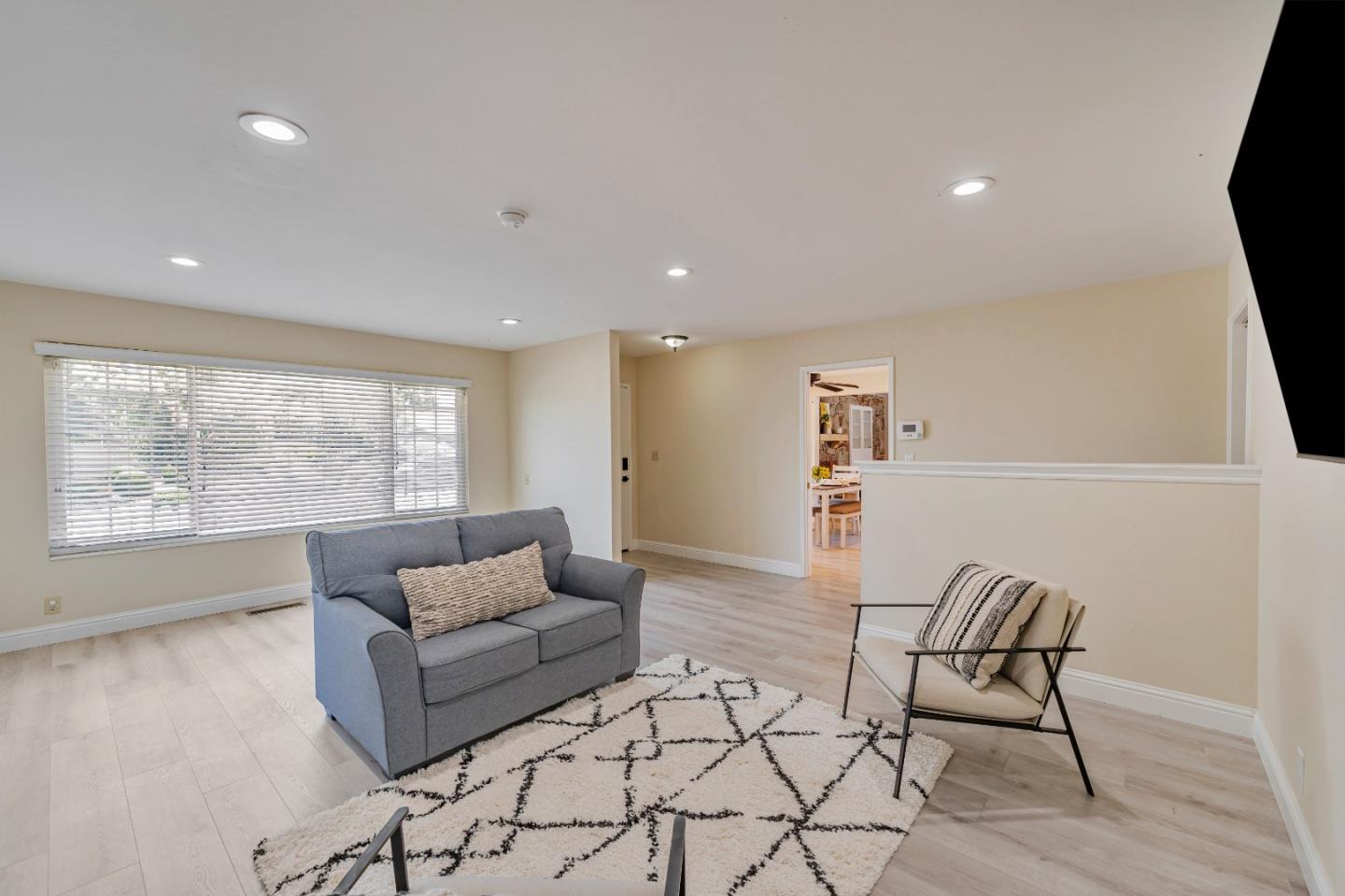 Detail Gallery Image 16 of 32 For 7611 Westwood Dr, Gilroy,  CA 95020 - 3 Beds | 2/1 Baths