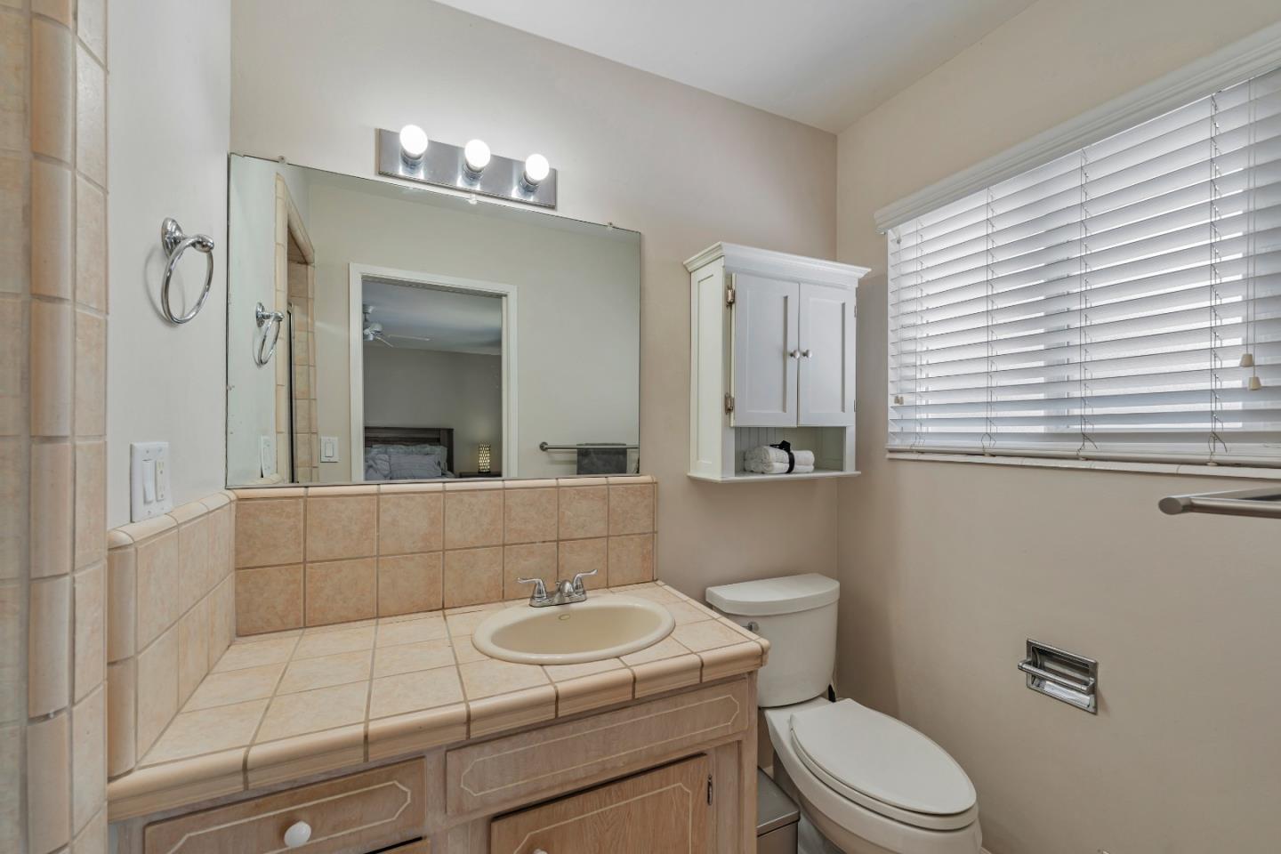 Detail Gallery Image 21 of 32 For 7611 Westwood Dr, Gilroy,  CA 95020 - 3 Beds | 2/1 Baths