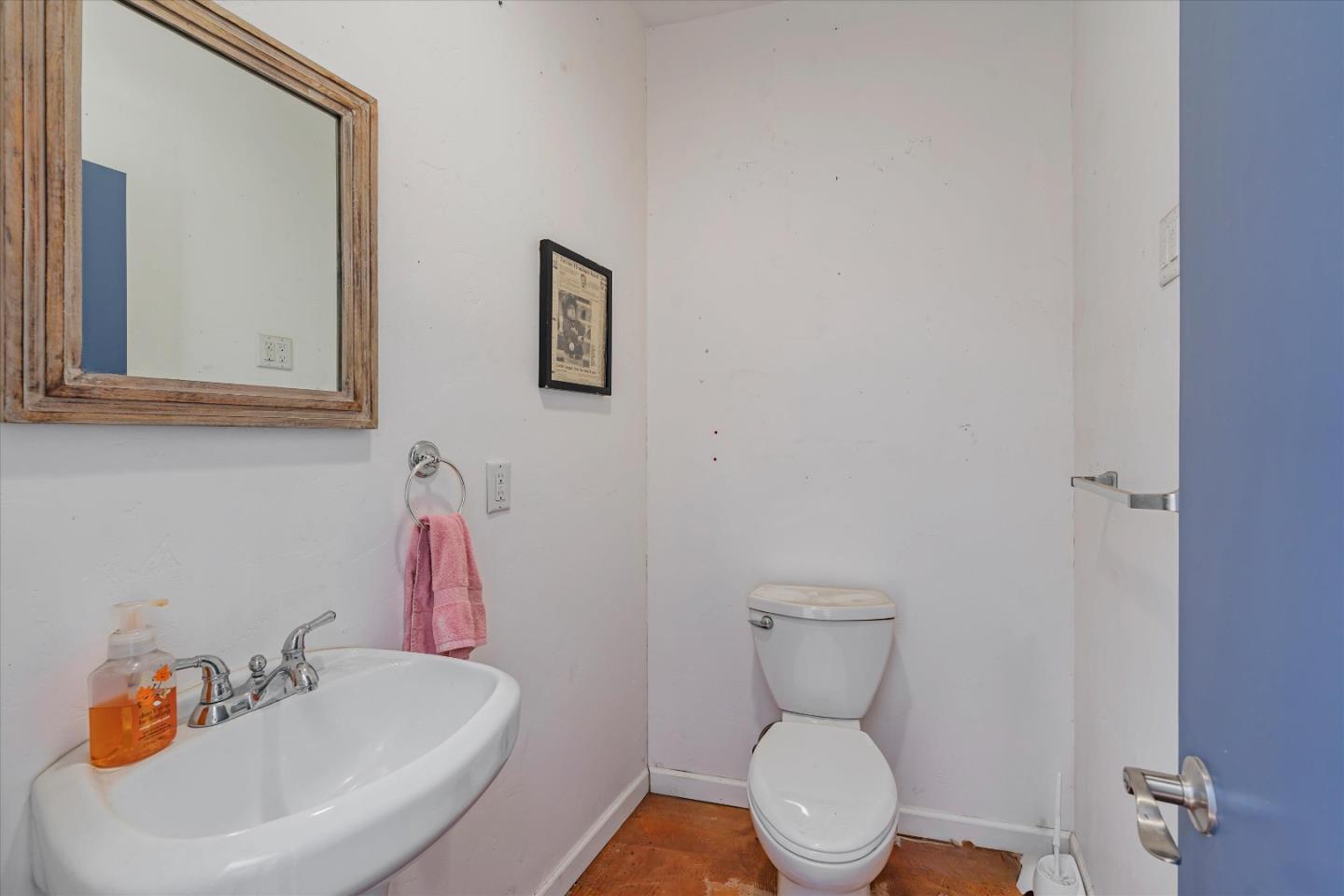 Detail Gallery Image 27 of 32 For 7611 Westwood Dr, Gilroy,  CA 95020 - 3 Beds | 2/1 Baths