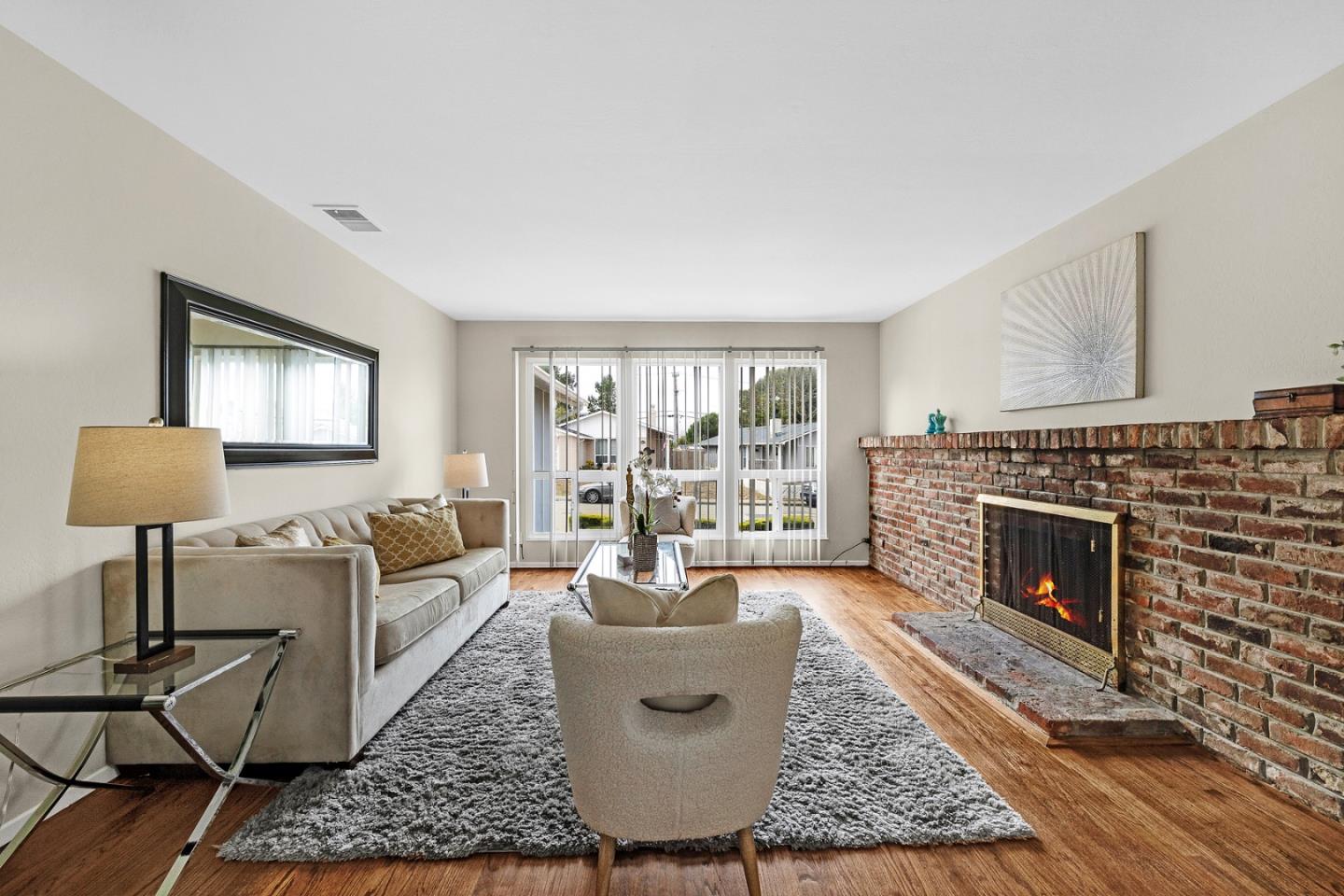 Detail Gallery Image 4 of 25 For 3501 Longview Dr, San Bruno,  CA 94066 - 3 Beds | 2 Baths