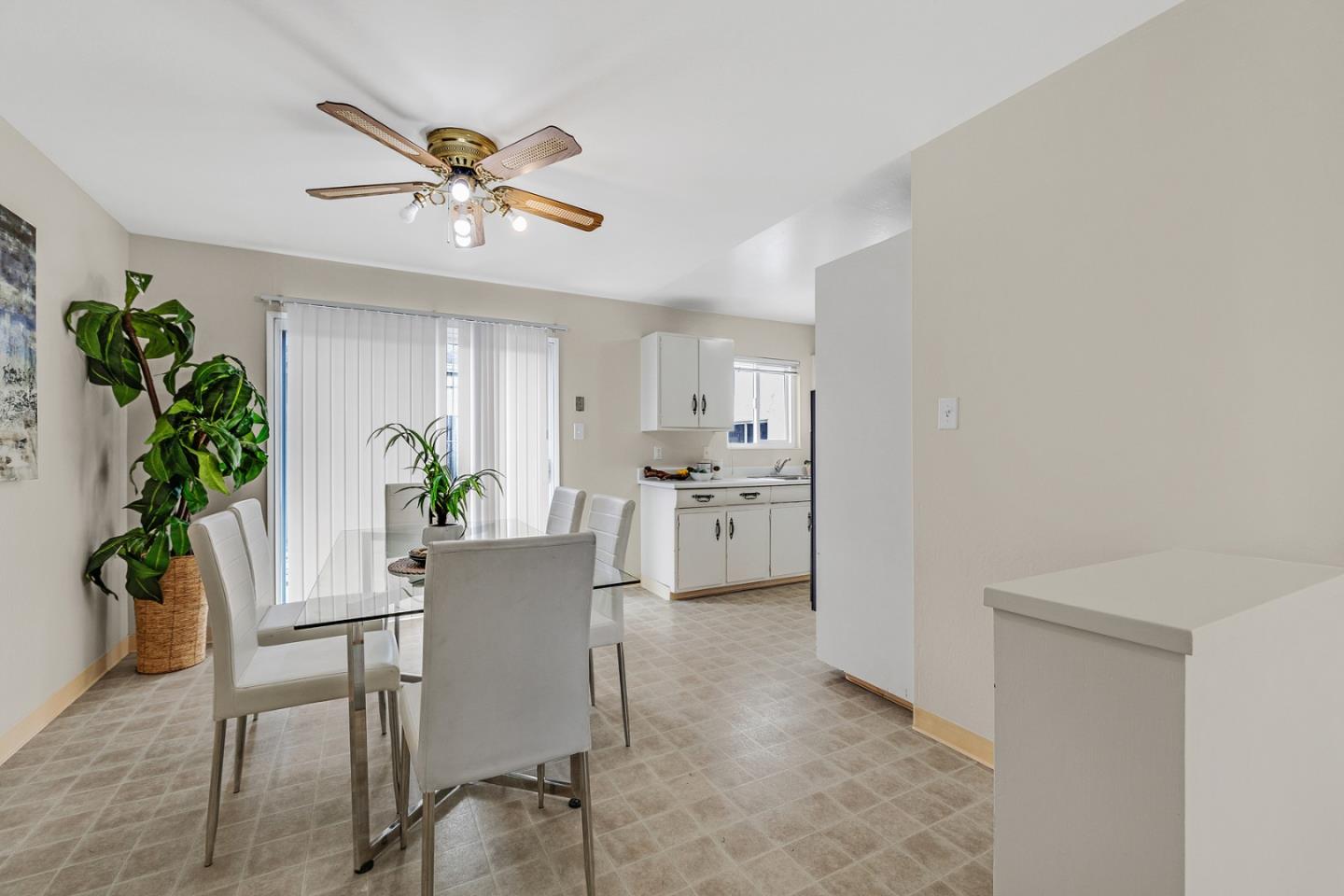 Detail Gallery Image 7 of 25 For 3501 Longview Dr, San Bruno,  CA 94066 - 3 Beds | 2 Baths