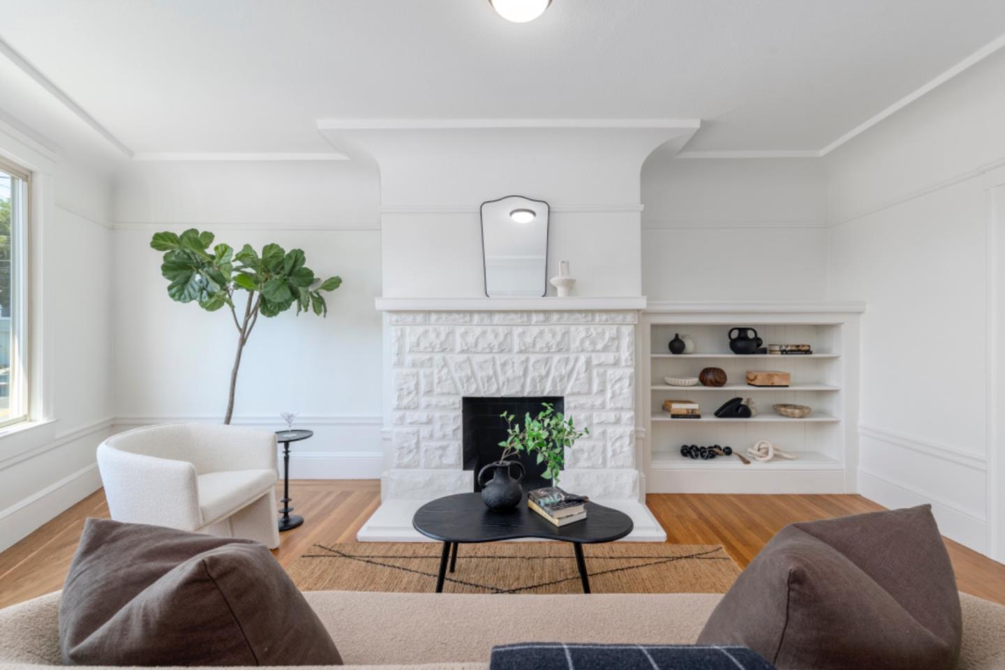 Detail Gallery Image 2 of 32 For 76 Bayview St, San Francisco,  CA 94124 - 2 Beds | 1 Baths
