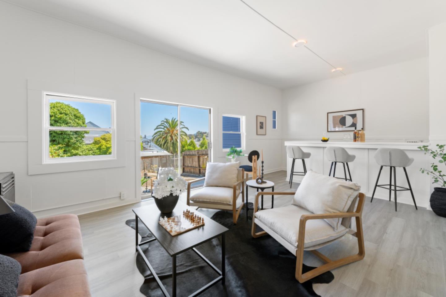 Detail Gallery Image 7 of 32 For 76 Bayview St, San Francisco,  CA 94124 - 2 Beds | 1 Baths