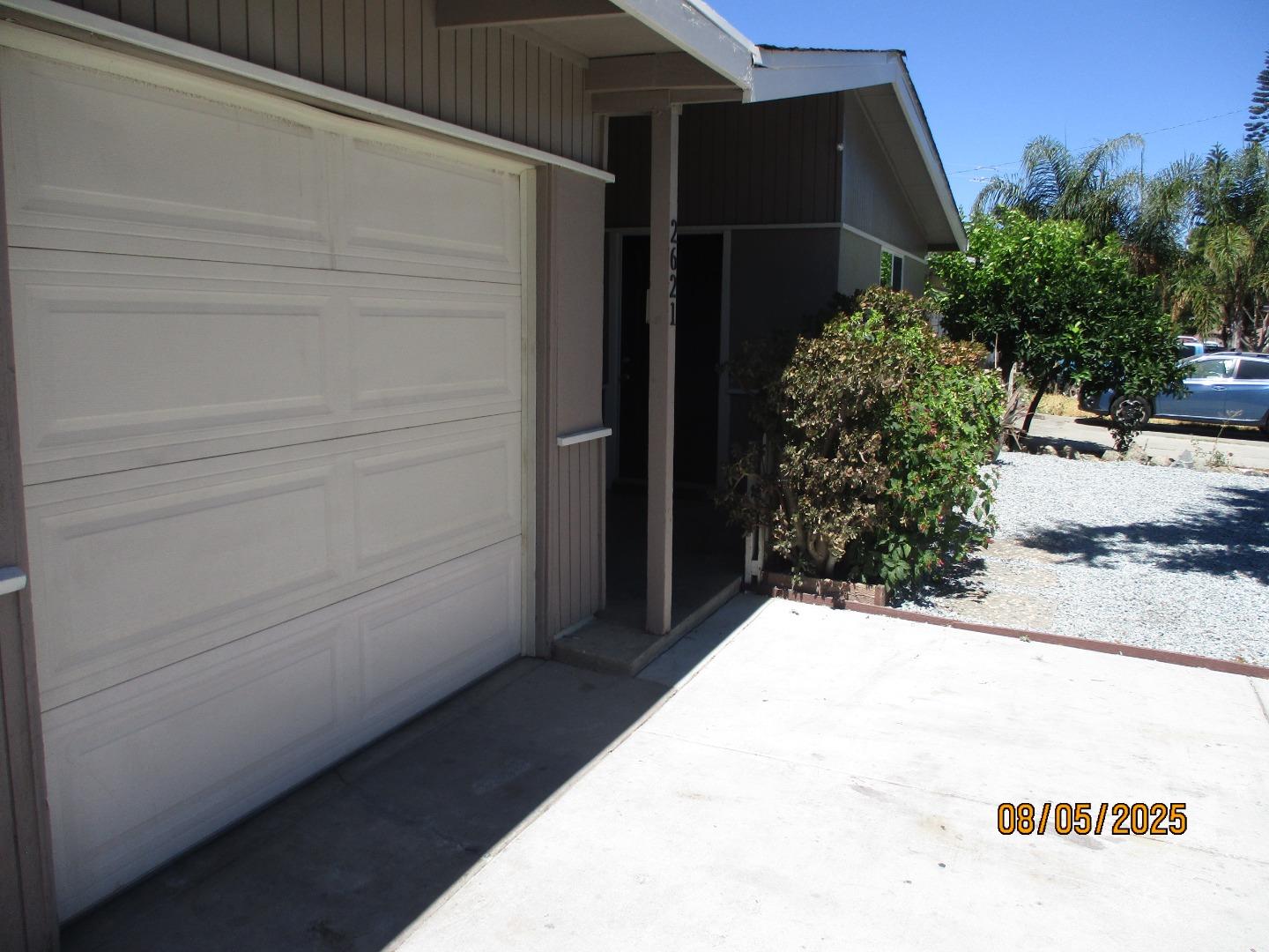 Detail Gallery Image 5 of 10 For 2621 Othello Ave, San Jose,  CA 95122 - 3 Beds | 1/1 Baths