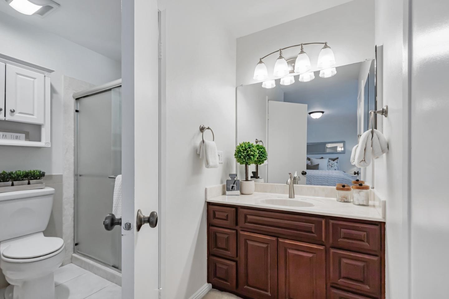 Detail Gallery Image 11 of 43 For 3132 Shriver Dr, San Jose,  CA 95132 - 4 Beds | 2/1 Baths